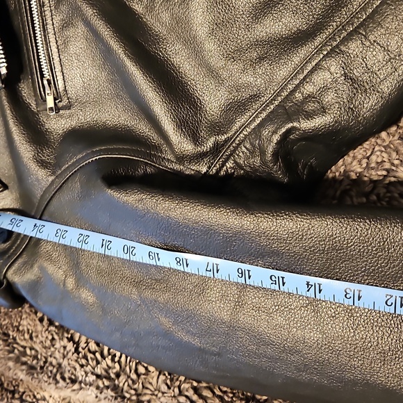 Leather Motorcycle Jacket - Picture 8 of 8